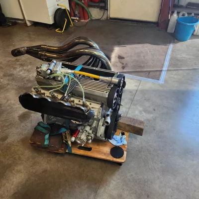 Fabrication d'un moteur - Cosworth BDG. Injection mécanique